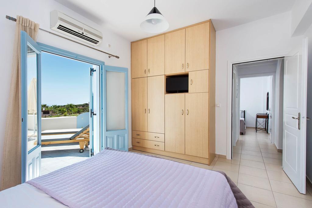 Ann-Margo House Villa Fira  Room photo